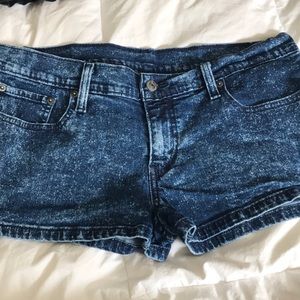 Levi shorts